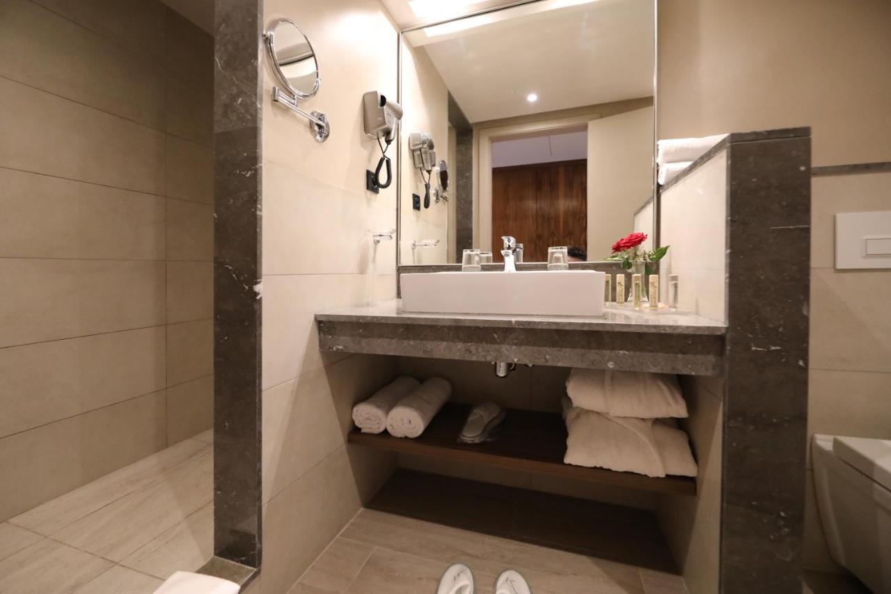 Hotel Kenzi Rose Garden 5*